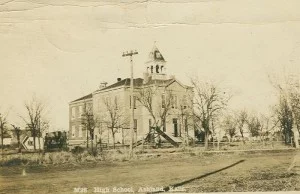 1913 photo of Ashland High School, Ashland Kansas